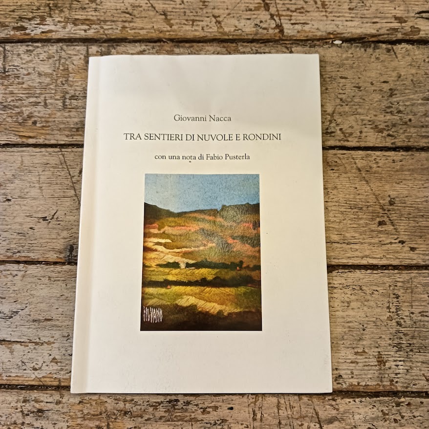 Tra sentieri di nuvole e rondini