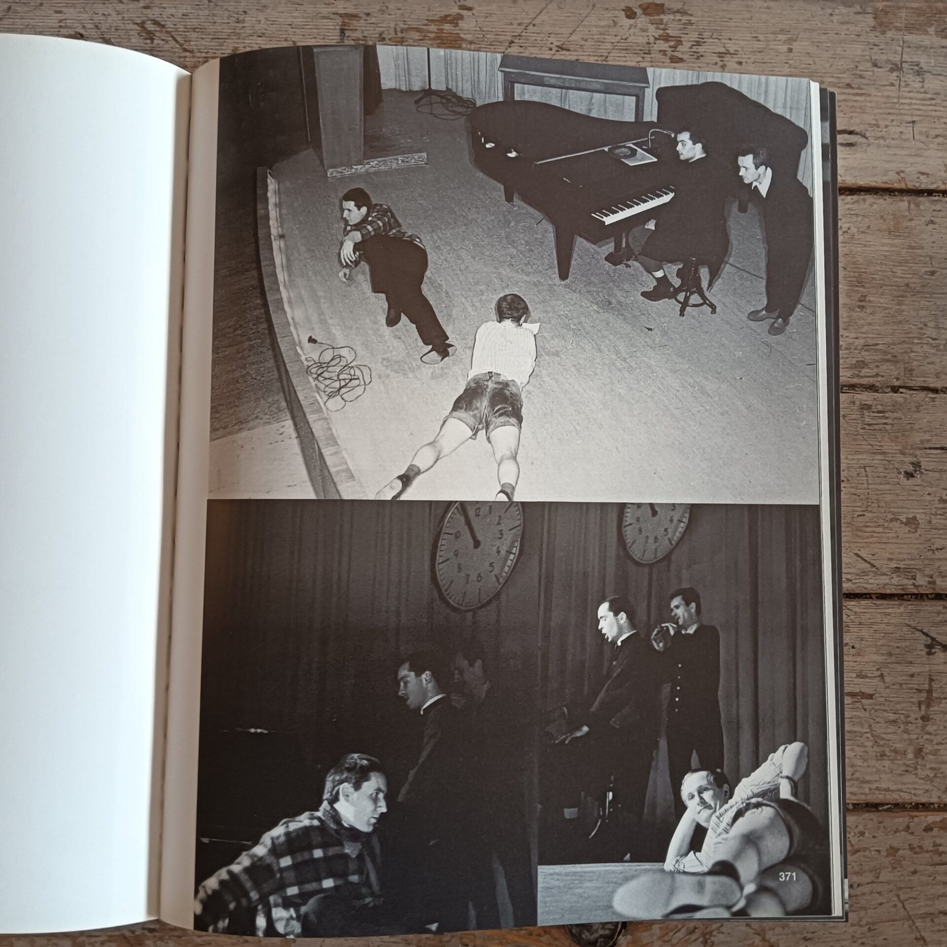 The Vienna Group/Die Wiener Gruppe: A Moment of Modernity 1954 - 1960/the Visual Works and the Actions - immagine 7