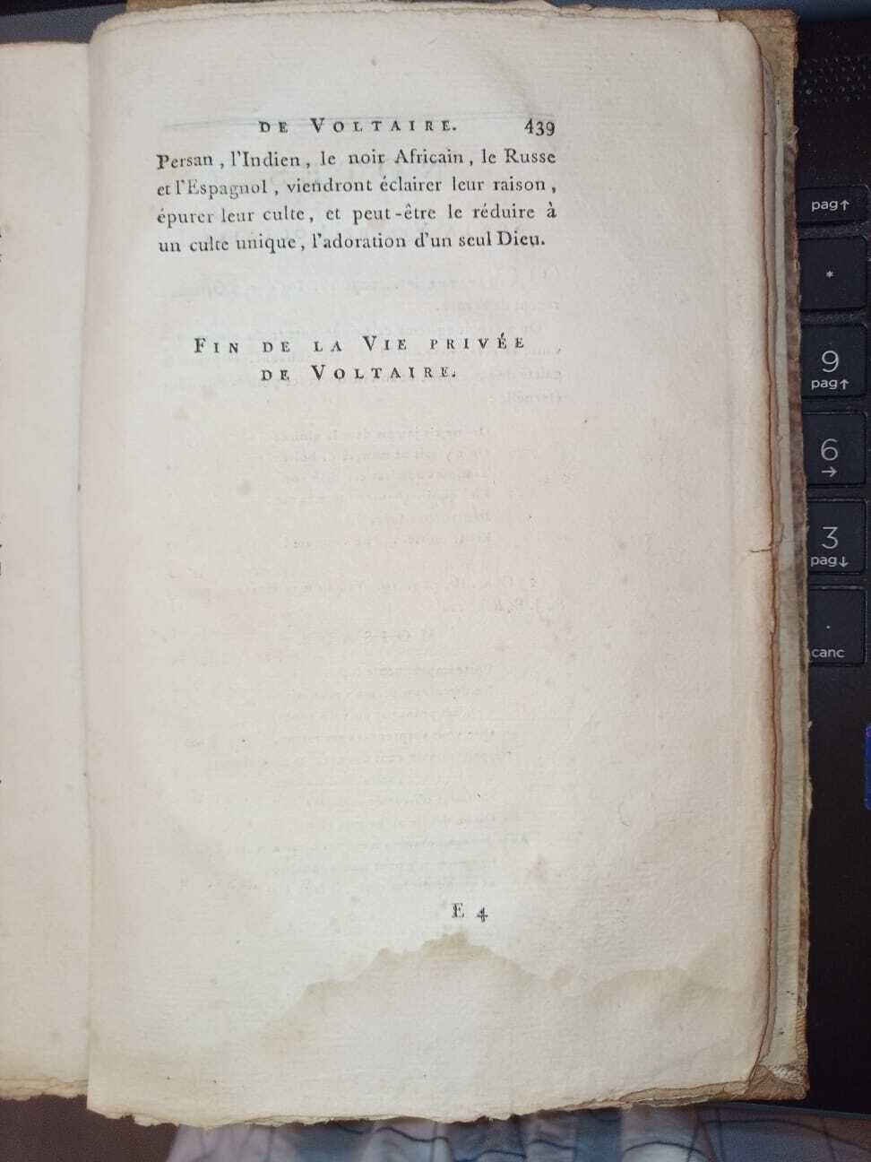 Vie de Voltaire, suivie d'anecdotes qui composent sa vie priviée - immagine 4
