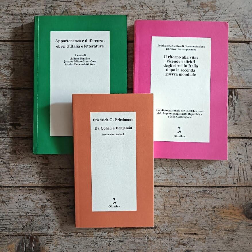 Lotto 3 libri edizioni Giuntina sull'ebraismo: Friedrich G. Friedmann, Da Cohen a Benjamin. Essere ebrei tedeschi - Il ritorno alla vita: vicende e diritti degli ebrei in Italia dopo la seconda guerra mondiale - Appartenenza e differenza: ebrei d'Italia e letteratura