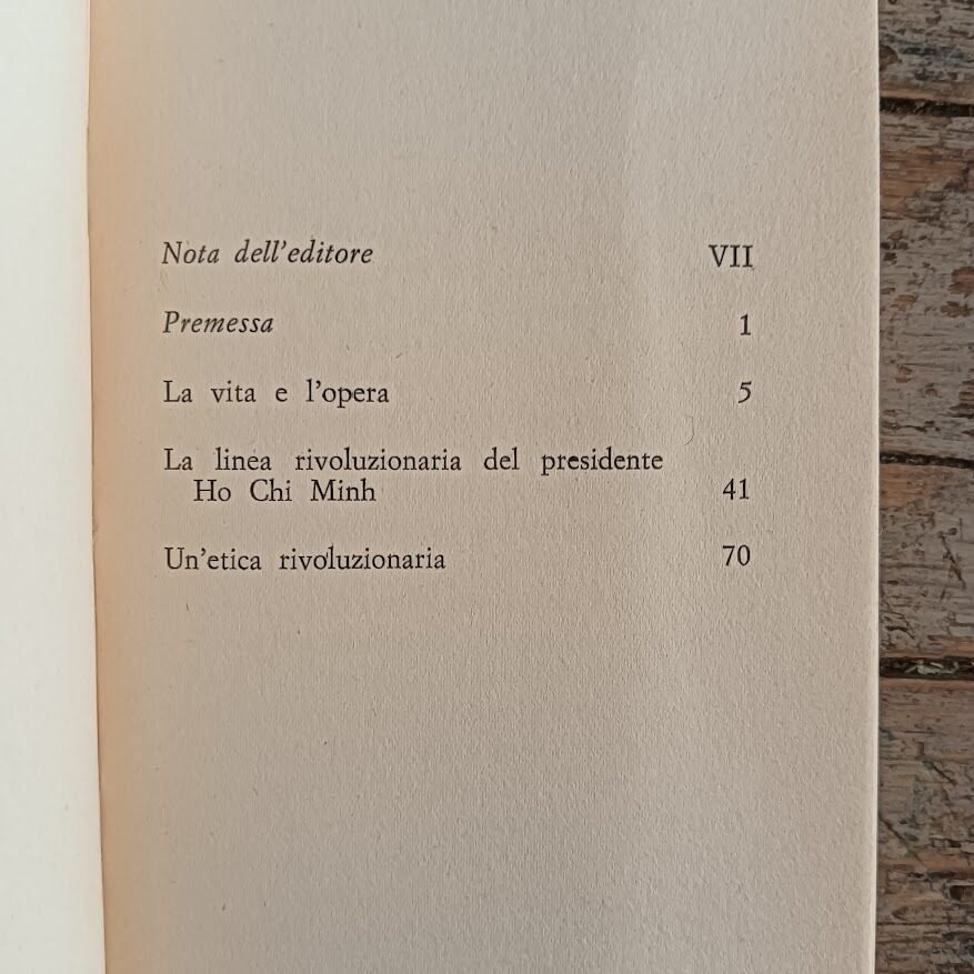 Lotto 9 libri Editori Riuniti:
Wlodzimier Brus, Economia e politica nel socialismo - Aa. Vv., Ideologia e azione politica - Barry Commoner, La tecnologia del profitto - Ernesto Ragionieri, Palmiro Togliatti - Ferenc Janossy, La fine dei miracoli economici - Karel Kosik, La nostra crisi attuale - Salvador Allende, La forza della ragione - Tuong Chinh, Ho Chi Minh - Kitty Arseni, Nelle carceri dei colonnelli - immagine 22