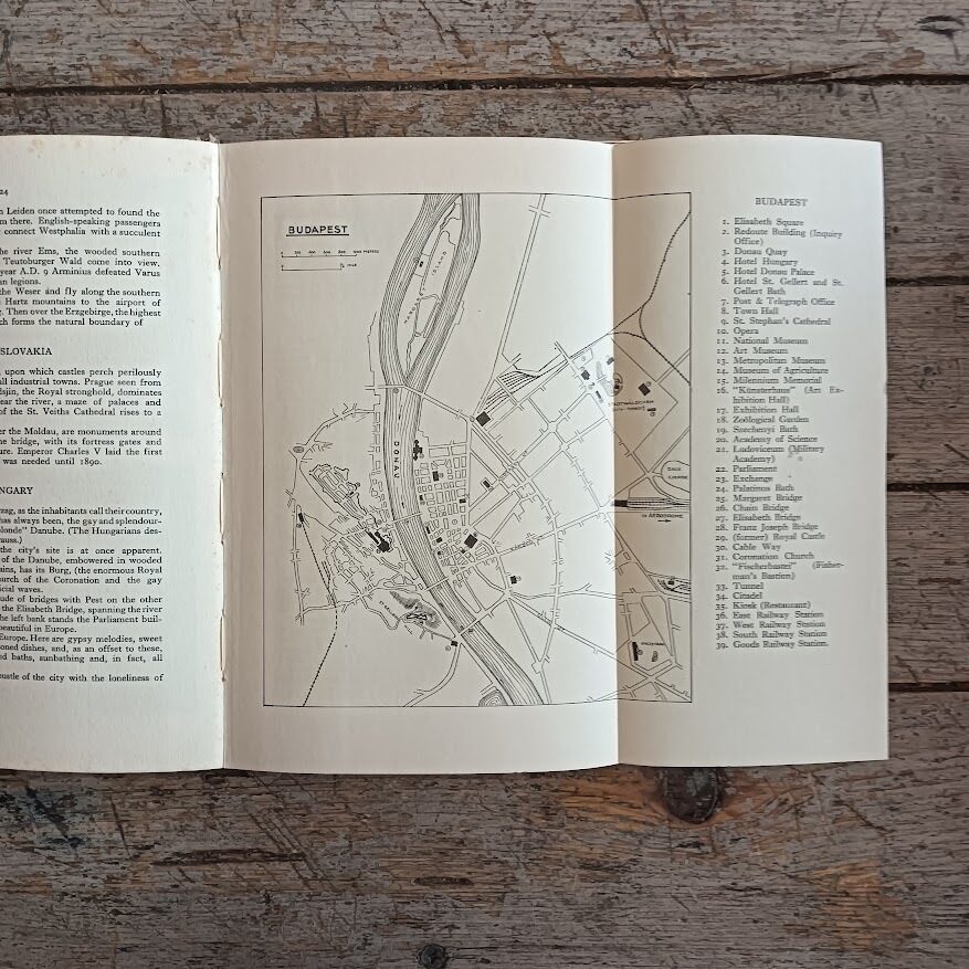 Wings Across Continents (The K.L.M. Amsterdam-Batavia Line) - immagine 6