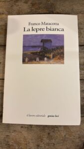 8577-la-lepre-bianca-20251202-171507-ff81a4c1-8ca0-42c7-b1b1-e5512e67600c