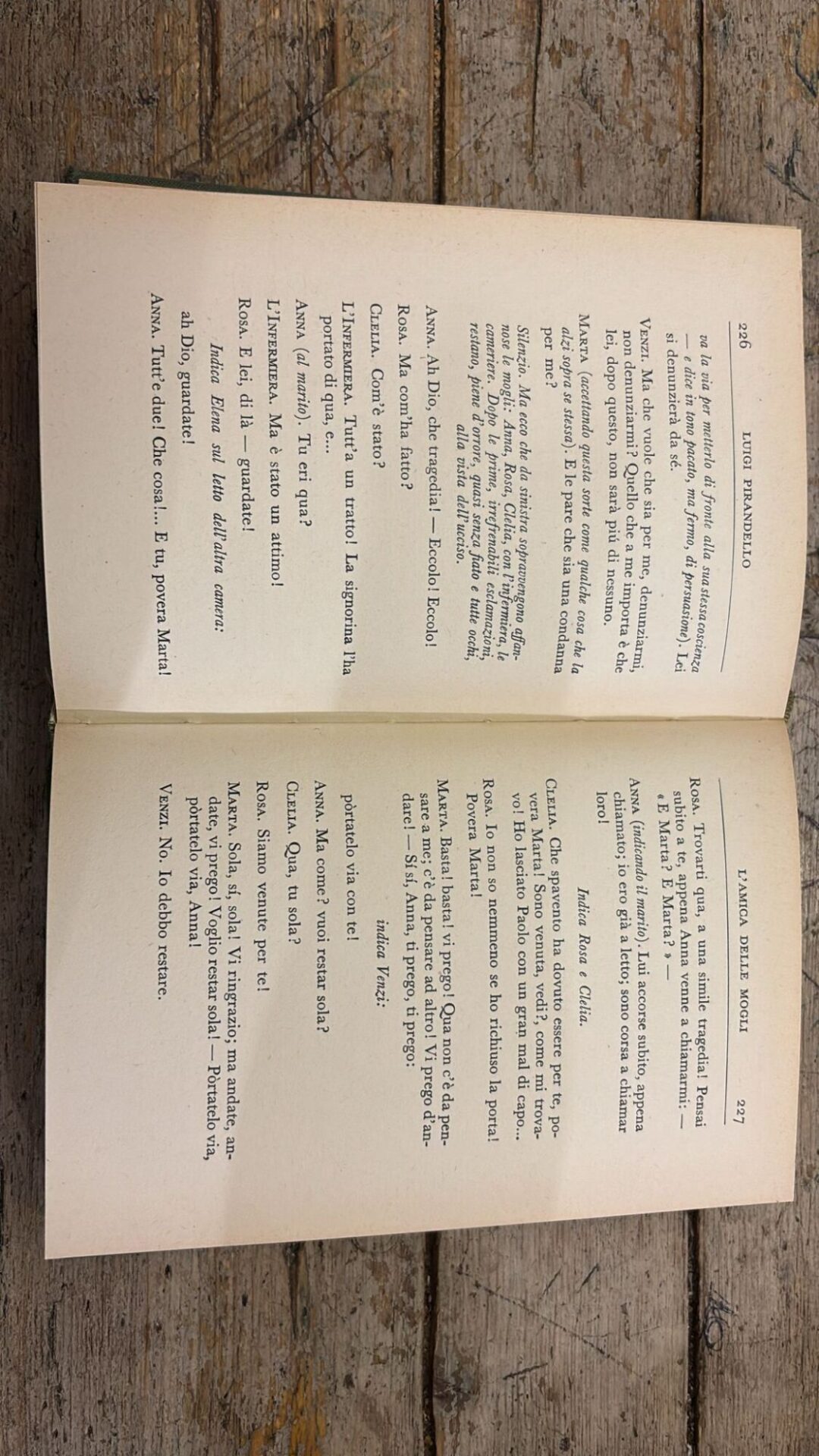 Tutto il teatro di Luigi Pirandello, Maschere nude: L'innesto, Sogno (ma forse no), L'amica delle mogli, La morsa, La signora Morli, una e due - immagine 3