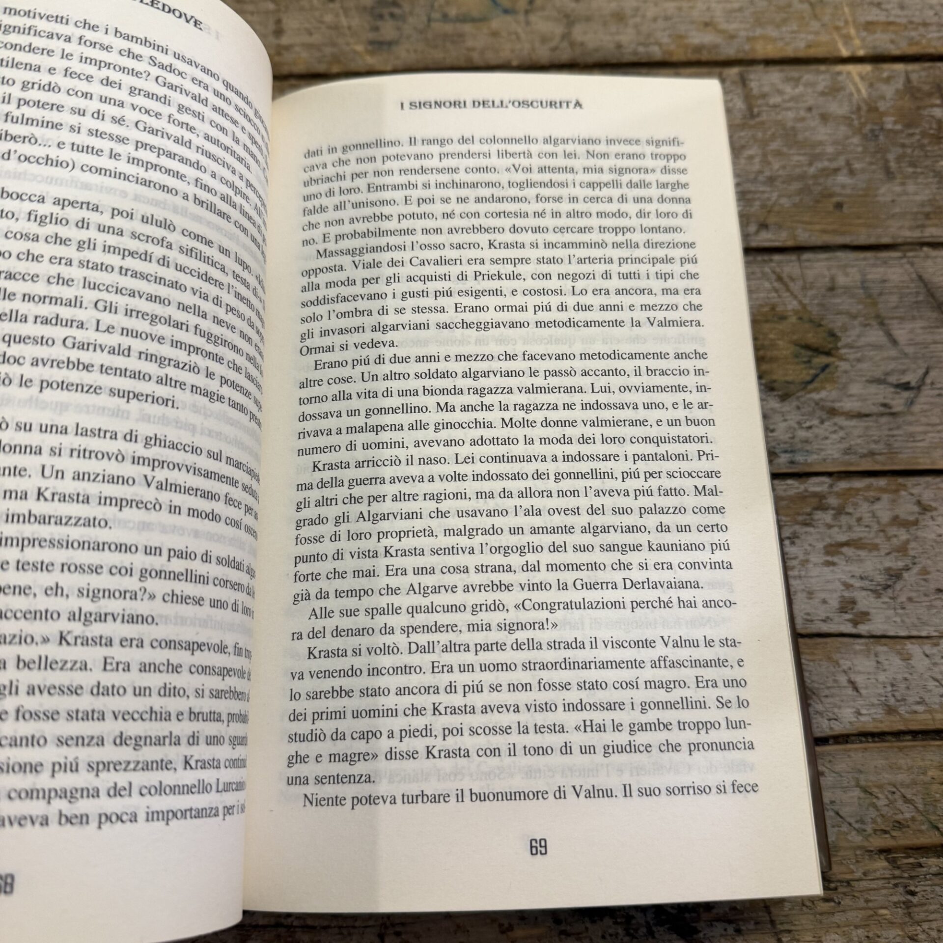 I signori dell'oscurità. La guerra dei regni (Vol. 4) - immagine 3