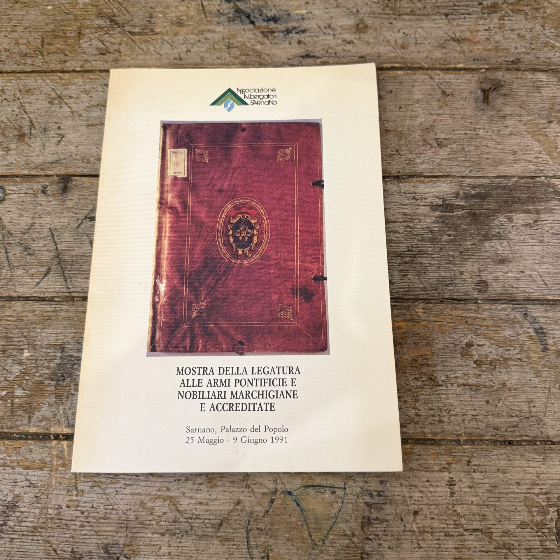 Mostra della legatura alle armi pontificie e nobiliari marchigiane e accreditate, a cura di G. P. Proietti, M. Sgattoni, 1991