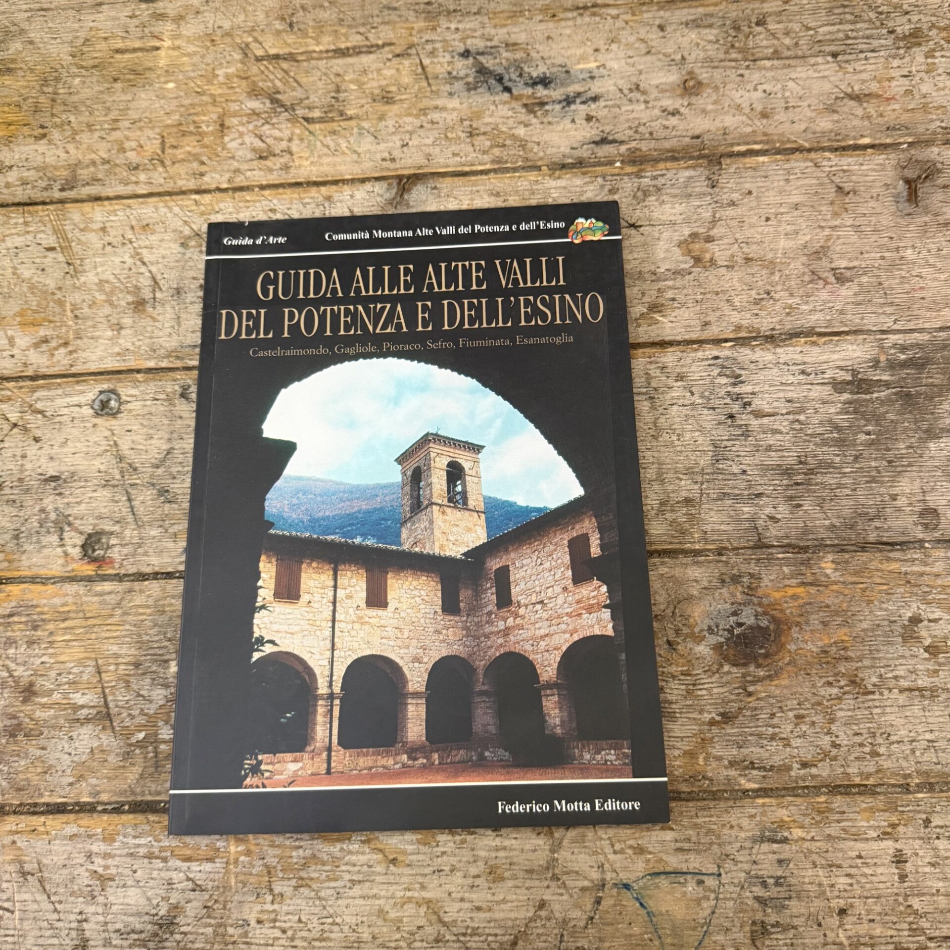 Guida alle alte valli del Potenza e dell'Esino