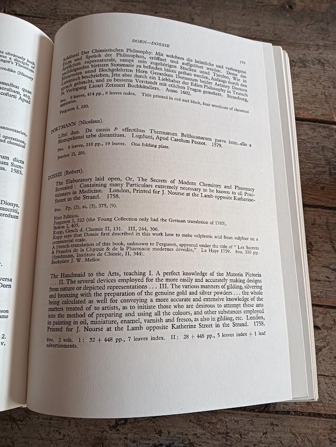 Bibliotheca Alechemica et Chemica: an annotated catalogue of printed books on alchemy, chemistry and cognated subjects in the library of Denis I. Duveen - immagine 3